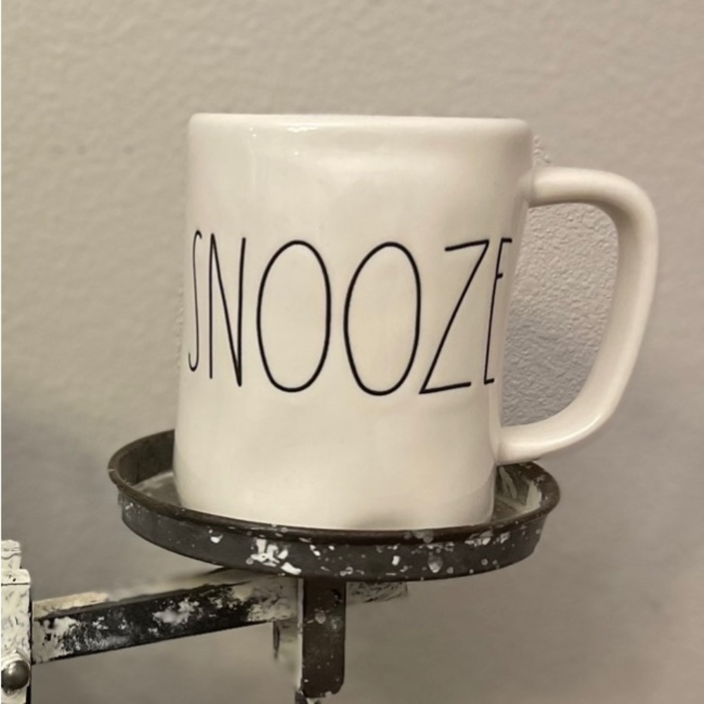Rae Dunn mug SNOOZE